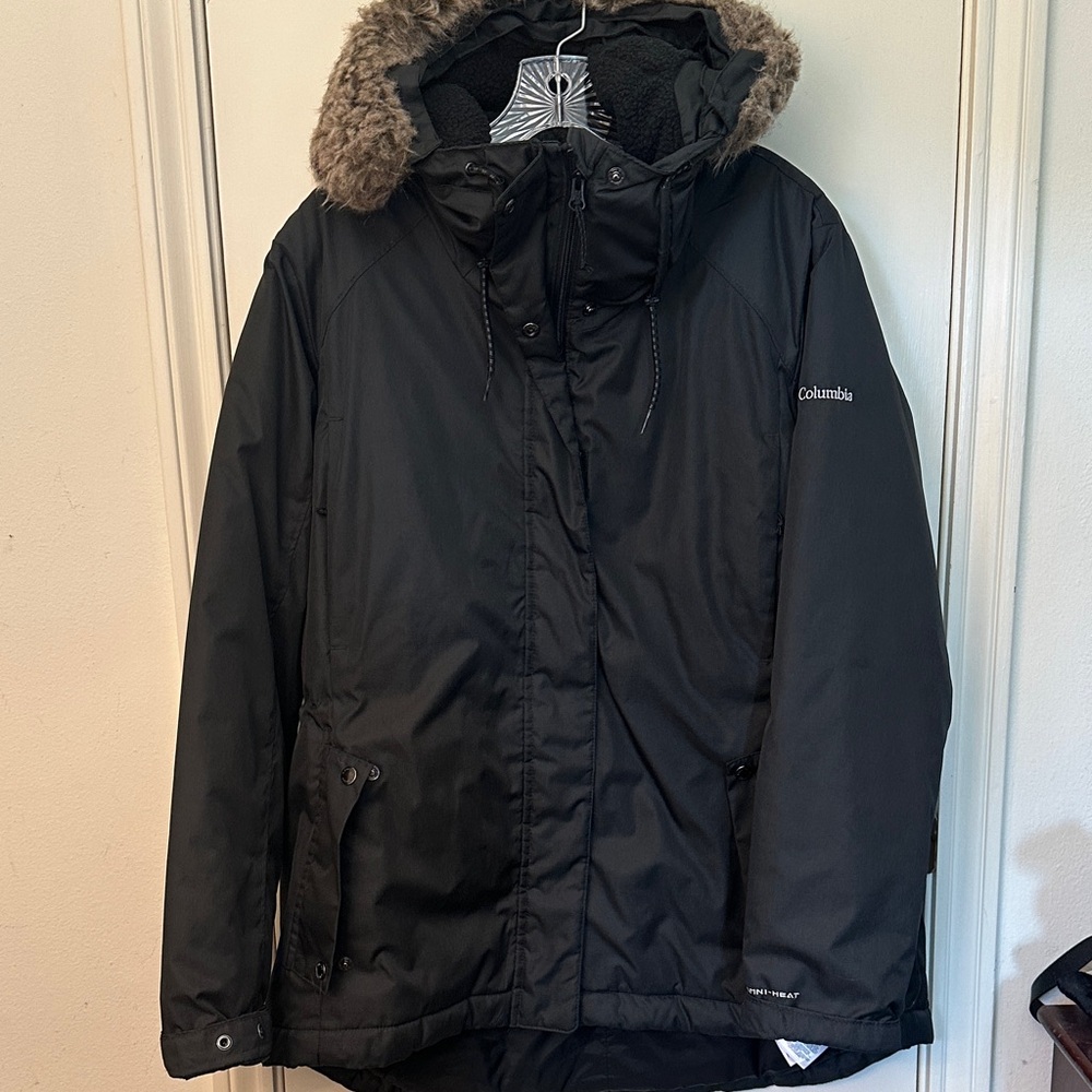 Columbia Black Jacket with Fur Hood